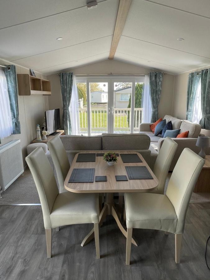 Private Rented Caravan Situated At Southview Holiday Park Winthorpe  Экстерьер фото