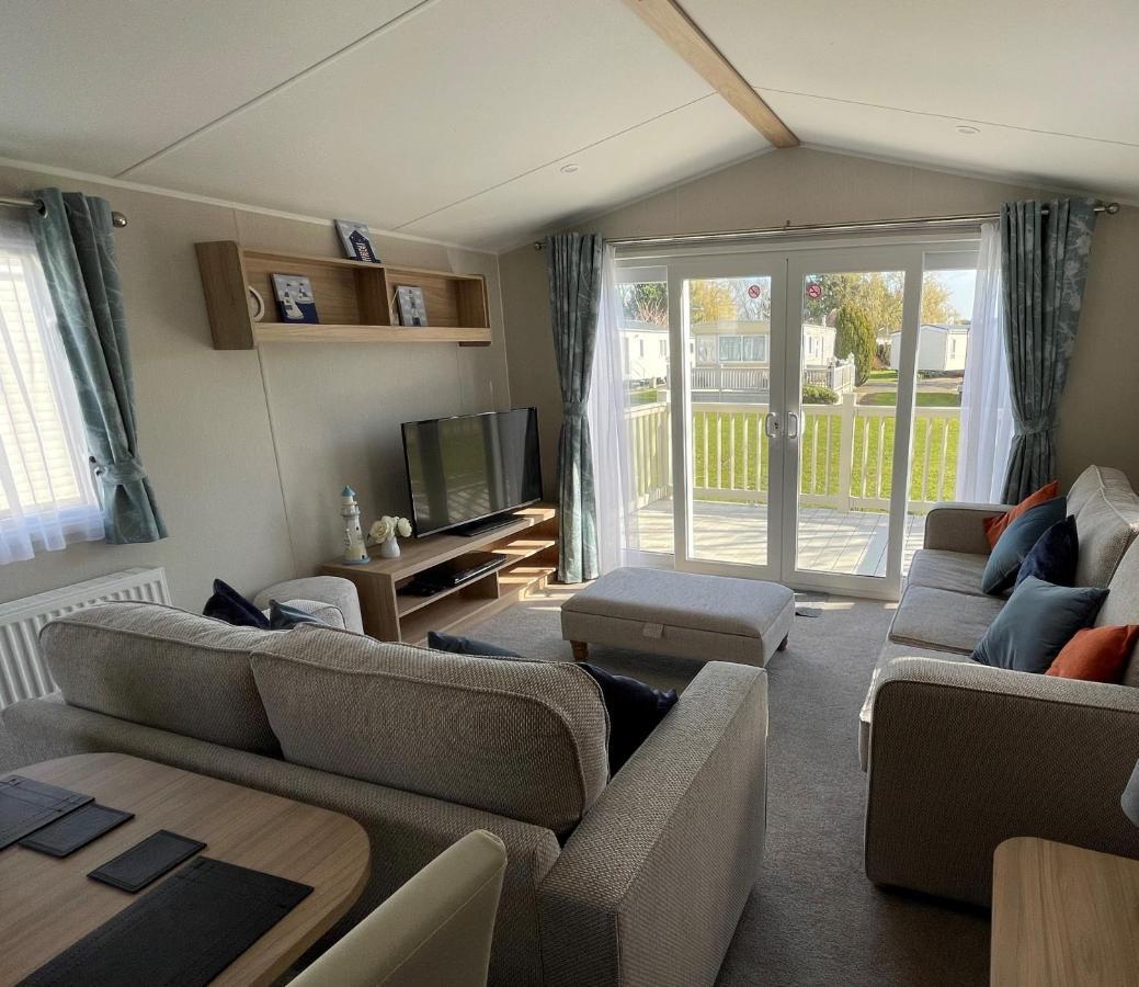 Private Rented Caravan Situated At Southview Holiday Park Winthorpe  Экстерьер фото